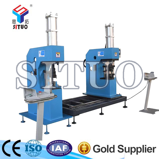 冰箱2臺(tái)5點(diǎn)雙聯(lián)動(dòng)鉚接機(jī)